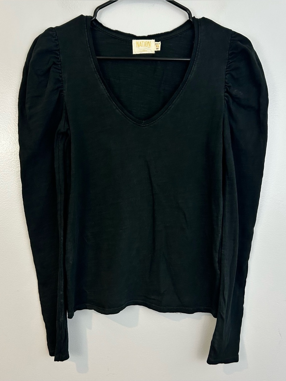 Nation LTD Black Puff Shoulder Black Cotton V-neck Long Sleeve Tee Top Size XS
